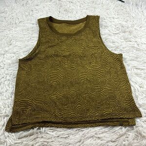 🔥$SALE$🔥 Lululemon Train to Be Tank Top Ripple Wave Deep Artifact / Auric Gold